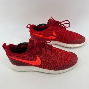 Nike Roshe One‎ Flyknit Women's Red Slip-On Sneakers Size 4.5